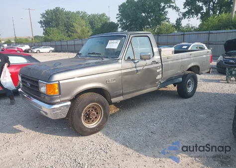 1987 Ford F250 z USA, uszkodzony, nr VIN 1FTFF25N7HPA33055